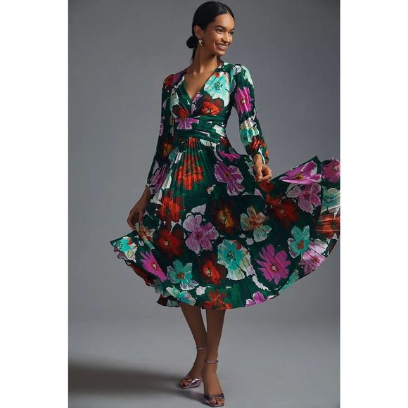 New Anthropologie By Anthropologie Pleated V-Neck Dress Size 0 - Picture 1 of 7